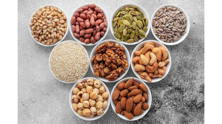Ξηροί Καρποί: Μια μικροσκοπική αλλά θρεπτικότατη επιλογή